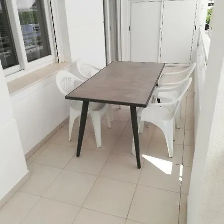 Live Apartment