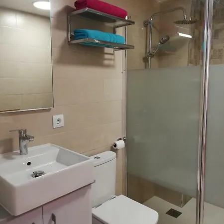 Live Apartment *